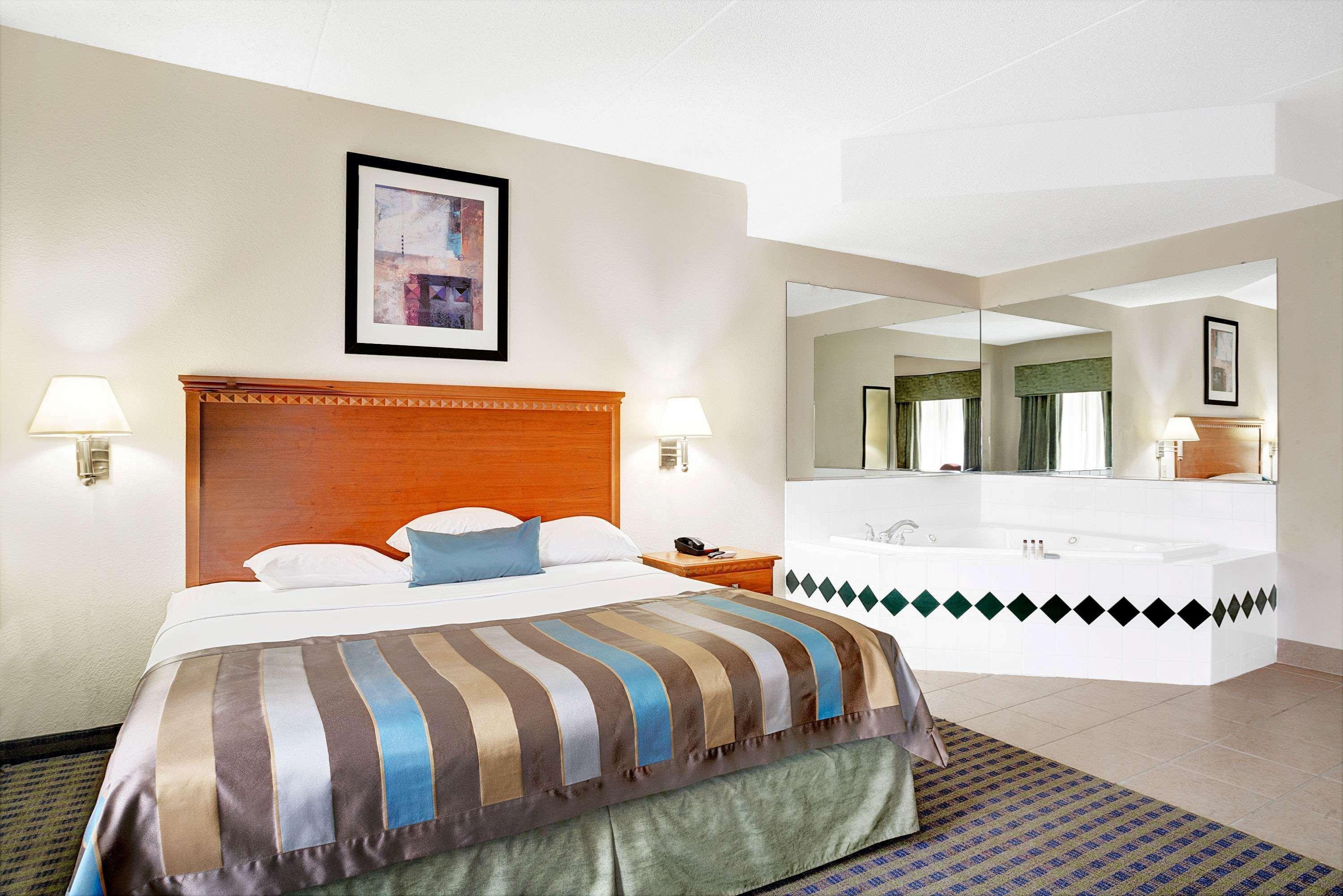 Wingate By Wyndham Atlanta Fairburn Hotel Exterior photo